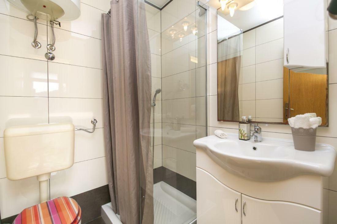Apartments With Wifi Rabac, Labin - 17261 Екстериор снимка